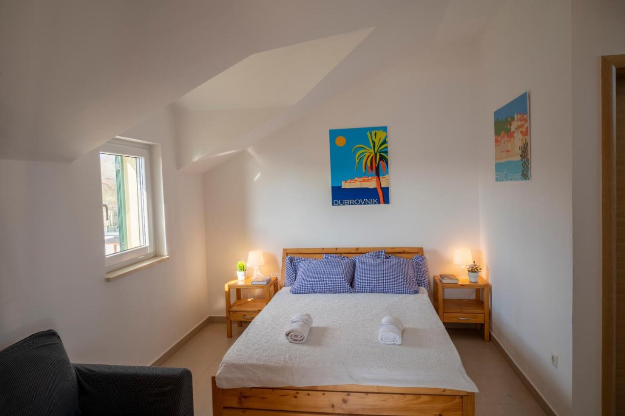 Beach Apartments Marijana Vodice Exterior photo